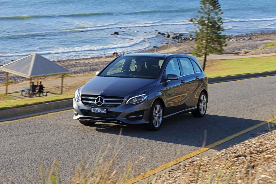  Mercedes-Benz B200 Urban Line 2015 года  (AU) (фото 6 из 28)